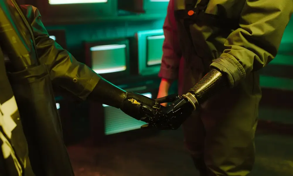 มือหุ่นยนต์กับเทคโนโลยี